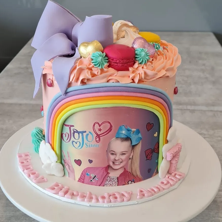 JoJo Siwa Cake
